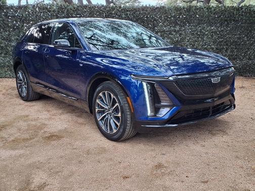 2024 Cadillac LYRIQ Sport