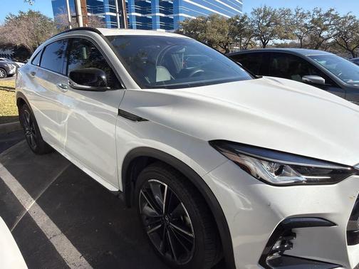 2023 INFINITI QX55 LUXE