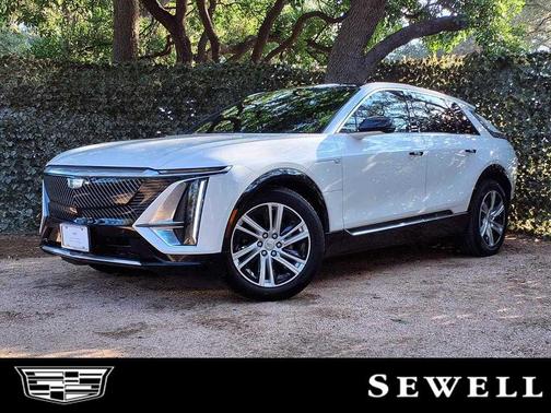 2024 Cadillac LYRIQ Tech