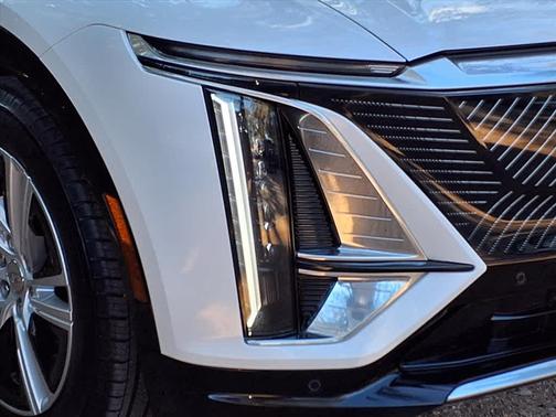 2024 Cadillac LYRIQ Tech