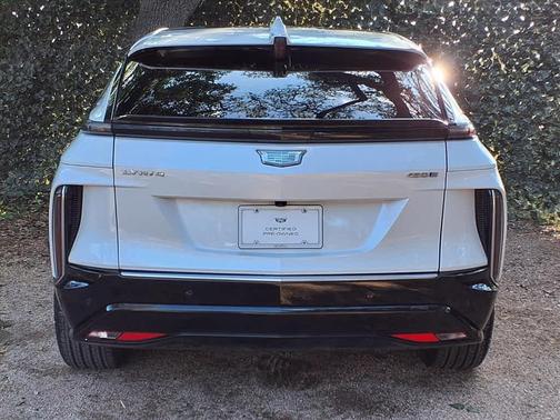 2024 Cadillac LYRIQ Tech