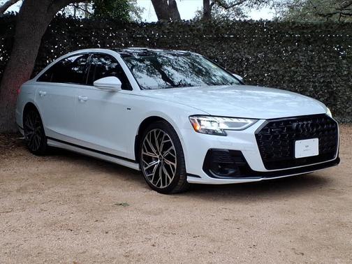2023 Audi A8 L 55 TFSI quattro Tiptronic