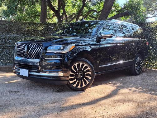 2022 Lincoln Navigator Black Label