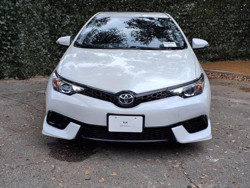 2017 Toyota Corolla iM Base