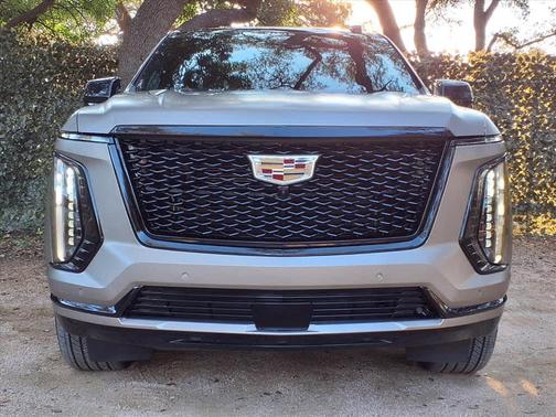 2025 Cadillac Escalade ESV Sport Platinum