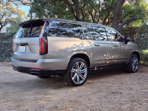 2025 Cadillac Escalade ESV Sport Platinum
