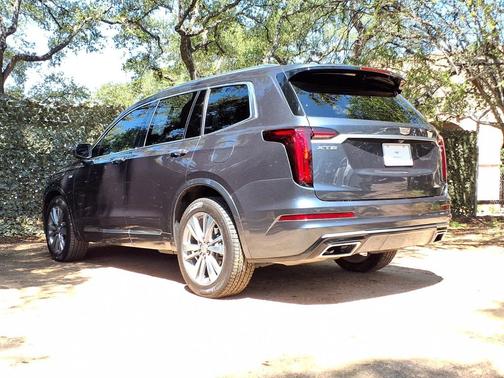 Shadow Metallic 2020 Cadillac XT6 Premium Luxury FWD