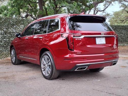 2022 Cadillac XT6 Premium Luxury AWD