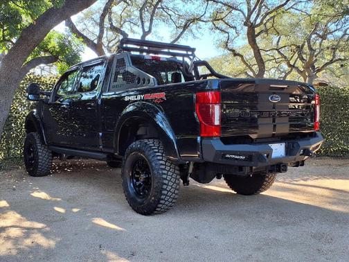 2022 Ford F-250 LARIAT 4WD Crew Cab 6.75 Box