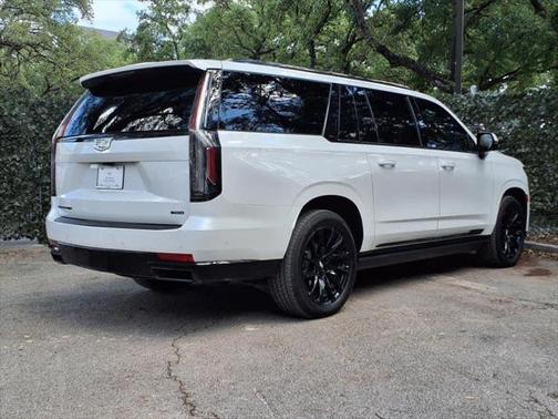 2024 Cadillac Escalade ESV Sport