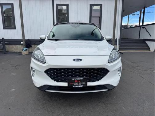 2020 Ford Escape Titanium