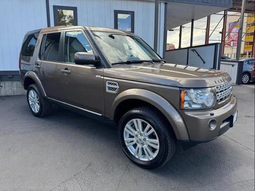 2011 Land Rover LR4 Base