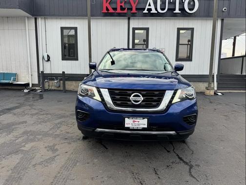 2017 Nissan Pathfinder S