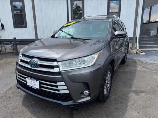 2017 Toyota Highlander Hybrid XLE