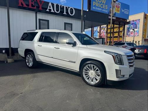 2017 Cadillac Escalade ESV Platinum