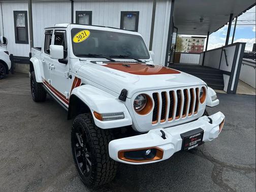 2021 Jeep Gladiator Overland