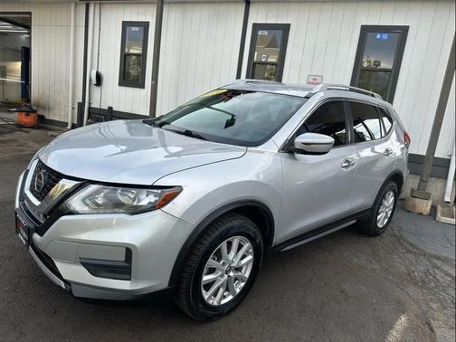 2020 Nissan Rogue SV