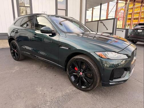 2018 Jaguar F-PACE S