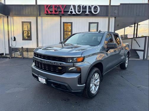 2022 Chevrolet Silverado 1500 Custom