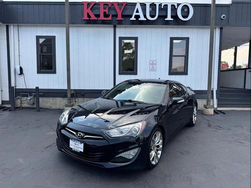 2013 Hyundai Genesis Coupe 3.8 Track