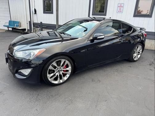 2013 Hyundai Genesis Coupe 3.8 Track