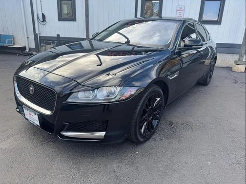 2018 Jaguar XF 35t Premium