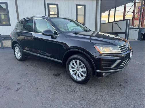 2015 Volkswagen Touareg TDI Sport w/Technology