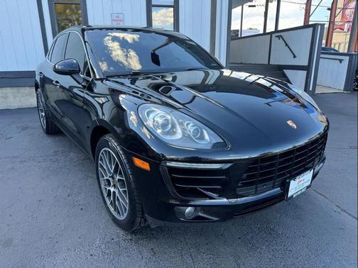 2015 Porsche Macan S