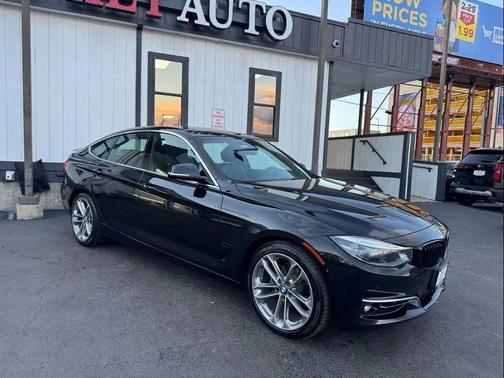 2018 BMW 330 Gran Turismo xDrive