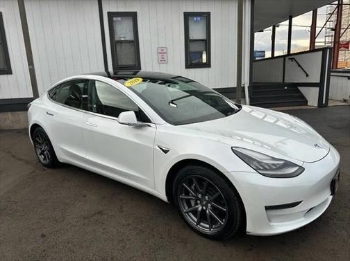 2019 Tesla Model 3 Long Range