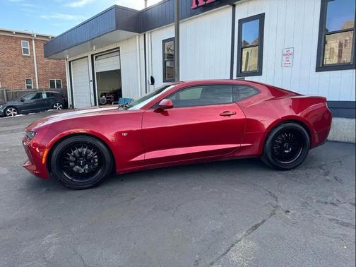 2017 Chevrolet Camaro 2LT