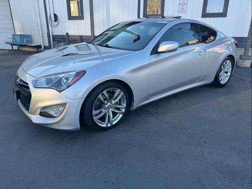 2013 Hyundai Genesis Coupe 3.8 Grand Touring