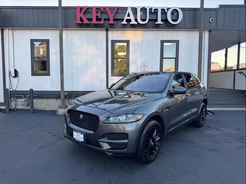 2017 Jaguar F-PACE 35t Prestige