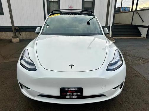 2023 Tesla Model Y Long Range Dual Motor All-Wheel Drive