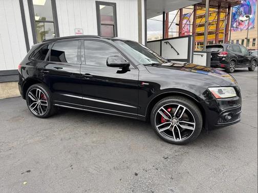 2017 Audi SQ5 3.0T Premium Plus