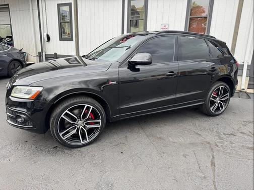 2017 Audi SQ5 3.0T Premium Plus