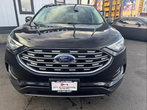 2019 Ford Edge Titanium