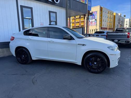 2014 BMW X6 M 