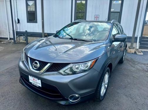 2017 Nissan Rogue Sport SV