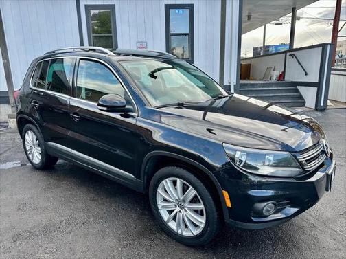 2012 Volkswagen Tiguan SE