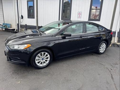 2017 Ford Fusion S
