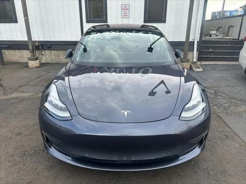 2018 Tesla Model 3 Performance