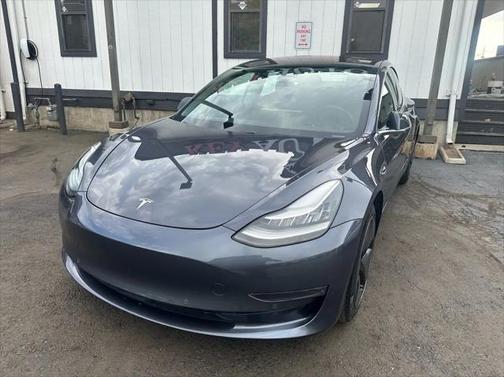 2018 Tesla Model 3 Performance