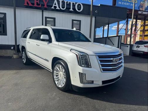 2017 Cadillac Escalade ESV Platinum