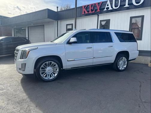 2017 Cadillac Escalade ESV Platinum