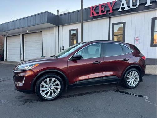 2021 Ford Escape Titanium