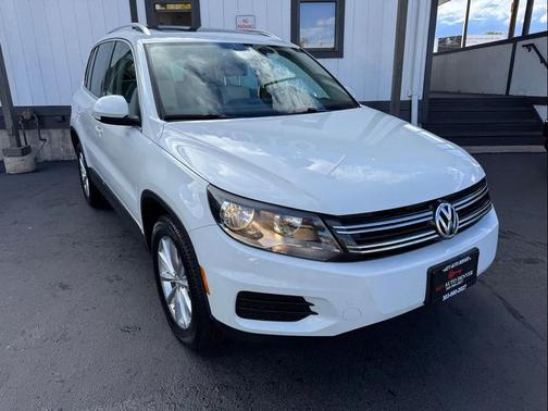2017 Volkswagen Tiguan 2.0T Wolfsburg Edition