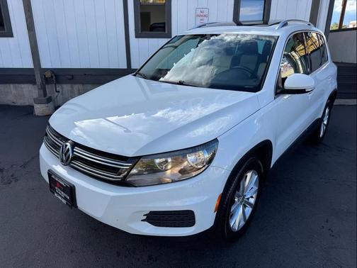 2017 Volkswagen Tiguan 2.0T Wolfsburg Edition