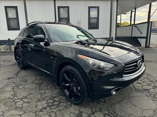 2016 INFINITI QX70 Base