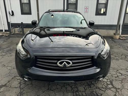 2016 INFINITI QX70 Base